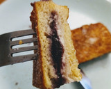 Foto del paso 4 de la receta: Pan francés con mermelada y queso