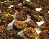 Aszalt füge étcsokiban #ezüst recept fázis 2 fotója