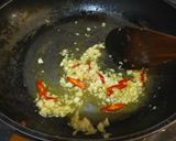 Foto langkah ke 2 dari resep Cumi Saus Gochujang.