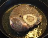 Foto del paso 1 de la receta: Ossobuco con arroz a la milanesa