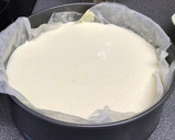 Foto del paso 3 de la receta: Tarta de queso al horno con base de galletas sin lactosa
