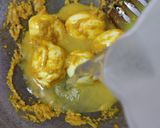 Foto langkah ke 2 dari resep Telur Bumbu Kunyit Terasi.