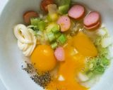 Hình bước làm 1 của món Trứng chiên rau củ sốt Mayonaise