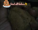 A picture of step 6 of Gond ke ladoo.