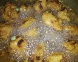 मूंग दाल के पकौड़े (Moong dal ke pakore recipe in hindi) रेसिपी चरण 3 फोटो