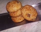 A picture of step 7 of Cornflakes raisins cookies.