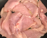 Foto del paso 2 de la receta: Pollo en salsa de brócoli a la pimienta y parmesano