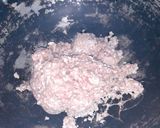 A picture of step 1 of Bhuna Qeema.