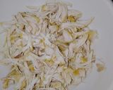 A picture of step 2 of Chicken manchow soup.