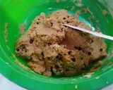 Foto langkah ke 4 dari resep Cinnamon Chocochips Cookies.