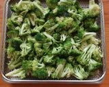 Foto del paso 2 de la receta: Brócoli asado en freidora de aire