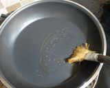 Foto langkah ke 2 dari resep Risol ragout ayam wortel.