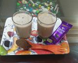 A picture of step 4 of Chocolate Milk Shake.