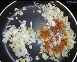 A picture of step 2 of Egg samosa with gravy.
