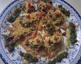 A picture of step 10 of Tortilla papdi chaat.