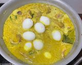 Foto langkah ke 5 dari resep 74. Opor Ayam Telur.