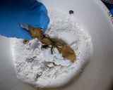 Foto del paso 2 de la receta: Pollo frito, fácil y rápido a su tiempo🫶
