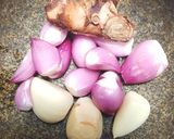 Foto langkah ke 2 dari resep Telur mata sapi kuah kecap.