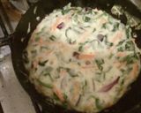 Foto del paso 5 de la receta: Tortilla de espinaca, zanahoria y cebolla