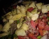 A picture of step 2 of Kairi piyaz hari mirch chutni😋کیری پیاز ہری مرچ چٹنی😋.