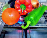 Foto del paso 1 de la receta: Salsa semi picante de pimientos asados y berenjenas