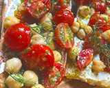 Foto del paso 2 de la receta: 🌿Bruschetta de garbanzos y tomatitos 🌿
