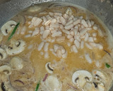 Foto del paso 4 de la receta: Judías blancas, langostinos en curry verde