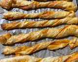 Pizzakrémes csavart rúd recept fázis 6 fotója