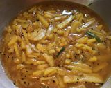A picture of step 4 of Bengali Aloo Pyaaz Chocchori.
