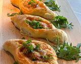A picture of step 5 of Turkish Pide.