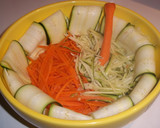 Foto del paso 8 de la receta: Ensalada de calabacín y carlota