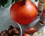 Foto del paso 1 de la receta: Puré vegano de calabaza y castañas al aceite de perejil