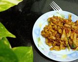 A picture of step 10 of Wheat kothuparatha.