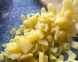 Foto del paso 1 de la receta: Tartar de patata y salmón