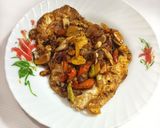 Foto langkah ke 3 dari resep Telur Ceplok Kecap Pedas.