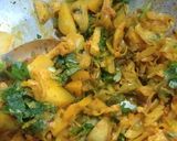 કોબીજ બટાકા નું શાક (Cabbage Potato Shak Recipe In Gujarati) રેસીપી સ્ટેપ2ફોટો
