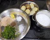 A picture of step 1 of Sabudana Vada.
