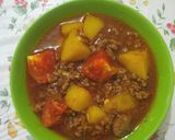 Foto langkah ke 3 dari resep Semur Daging Giling Kentang.