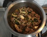 A picture of step 6 of Ossobuco alla Milanese.