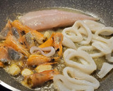 Foto del paso 1 de la receta: Fideuà improvisada con rape