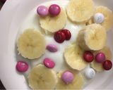 A picture of step 1 of Kids M&M & fruit yogurt.