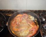 Foto del paso 7 de la receta Rape con marisco en salsa
