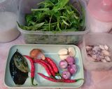 Foto langkah ke 1 dari resep Cah kangkung cumi asin.