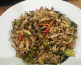 Foto langkah ke 5 dari resep Ikan Tongkol Suir Pedas.