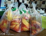 Foto langkah ke 1 dari resep Asinan mangga muda.