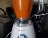 A picture of step 4 of Carrot and pineapple juice.