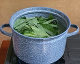 Foto langkah ke 1 dari resep Rolade Tahu Daun Singkong.