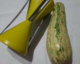 Foto del paso 1 de la receta: Tiras de zucchini con huevo