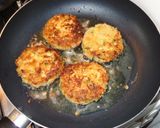 Foto del paso 3 de la receta: Pastelitos de jaiba con salsa remoulade