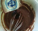 Foto langkah ke 4 dari resep Molten Choco Lava Cake.